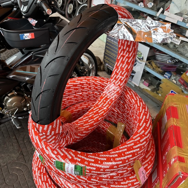 Võ CHAMPIAM GAI IRC IZ003 70/90/17 80/90/17 THAILAND