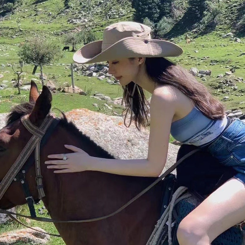 Mũ Tai Bèo Chống Nắng Thoáng Khí Phối Dây Rút Phong Cách Cao Bồi Cho Nam Và Nữ