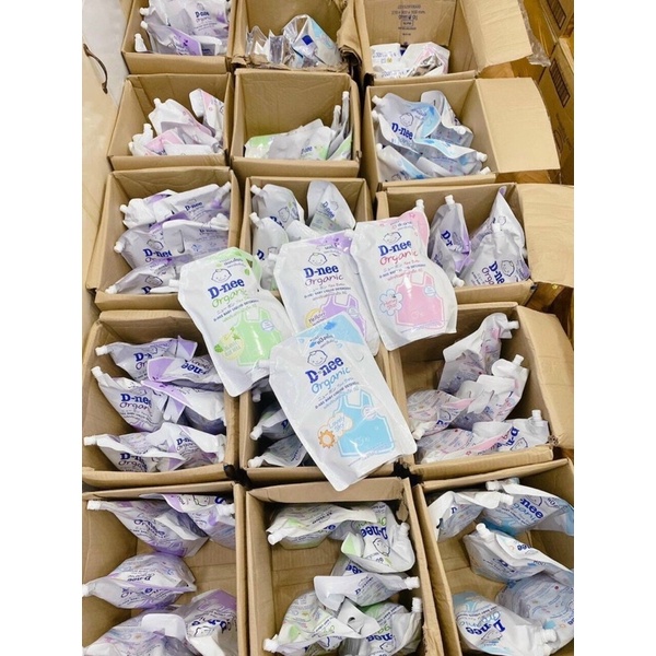 Nước giặt xả đậm đặc D-nee dạng túi 1,4l - chuẩn Thái Lan