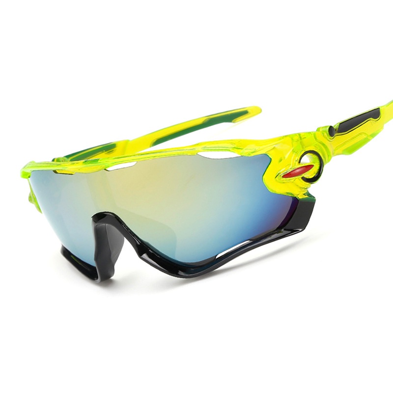 Kính Mát Thể Thao Cho Cả Nam Và Nữ CRD