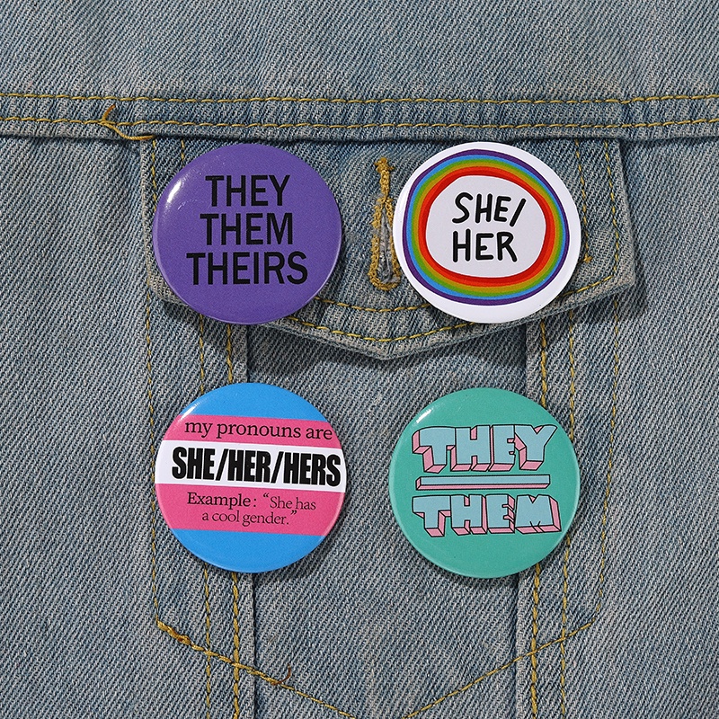 Ghim Cài Áo Hình Cầu Vồng Và Chữ Love Bằng Thiếc Mềm Mại 44mm