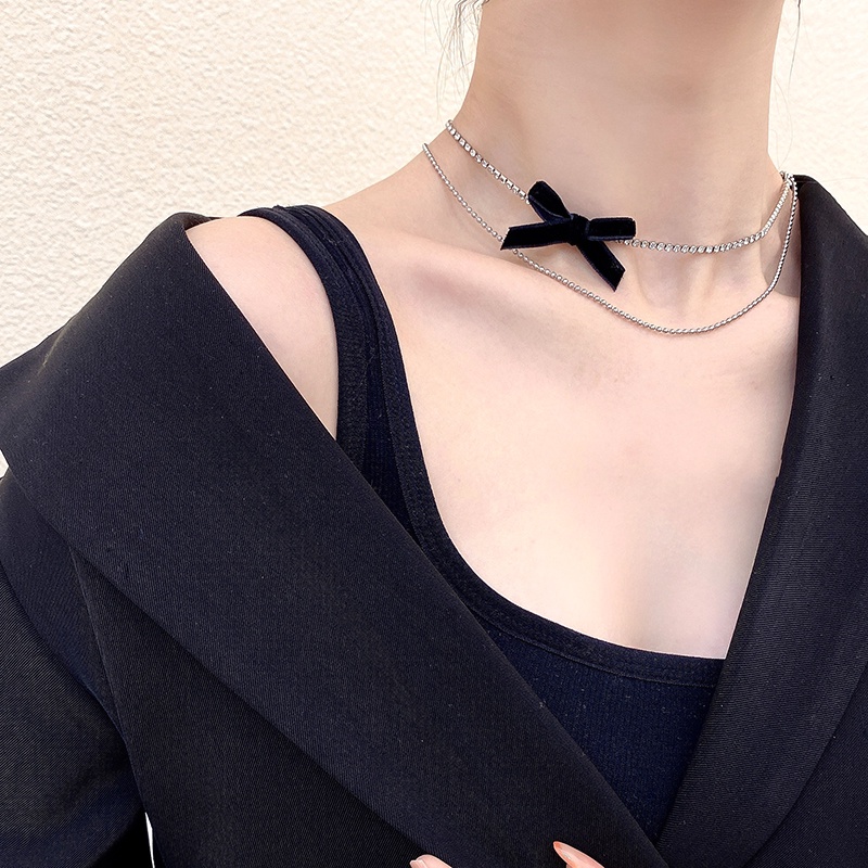 Vòng cổ Hai Lớp Thắt Nơ Màu Đen Dành Cho Nữ