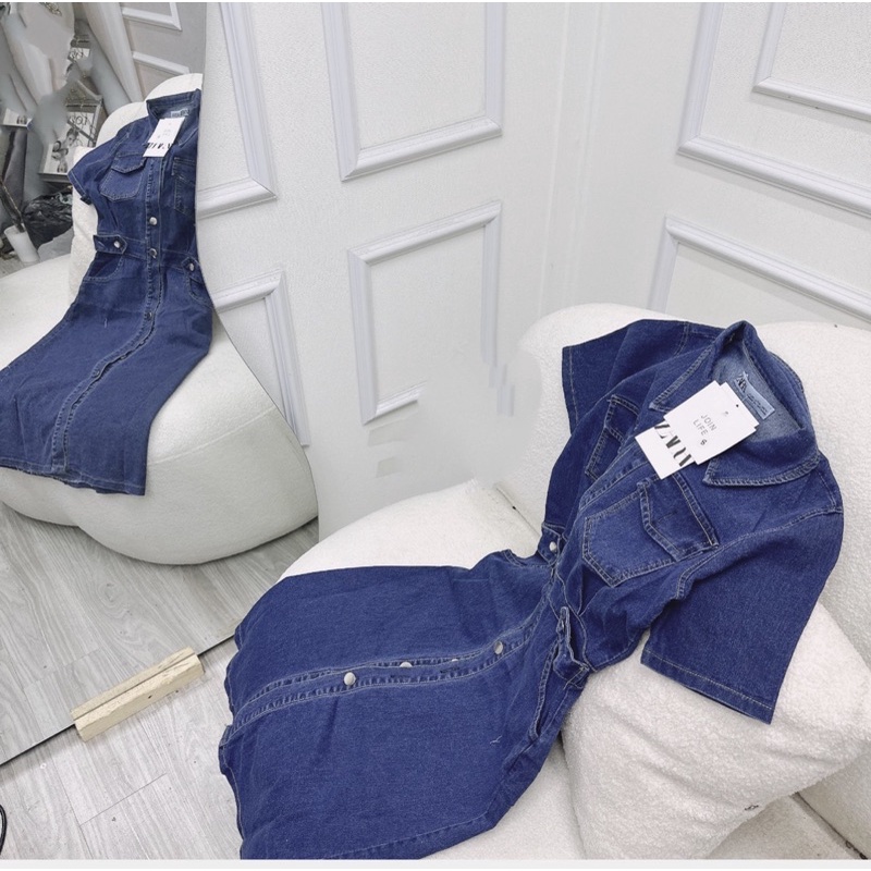 Váy jean xanh dài túi ngực cho nữ