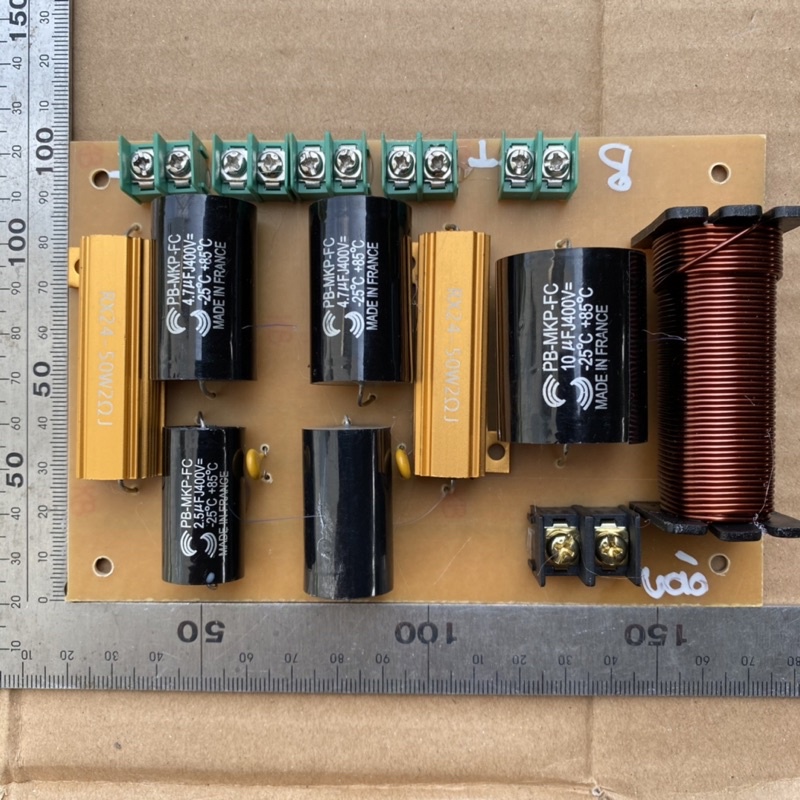 Phân tần loa bmb 1000