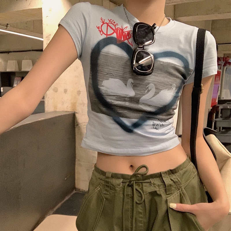 IELGY   Áo Thun Nữ Ngắn Tay In Hình Trái Tim