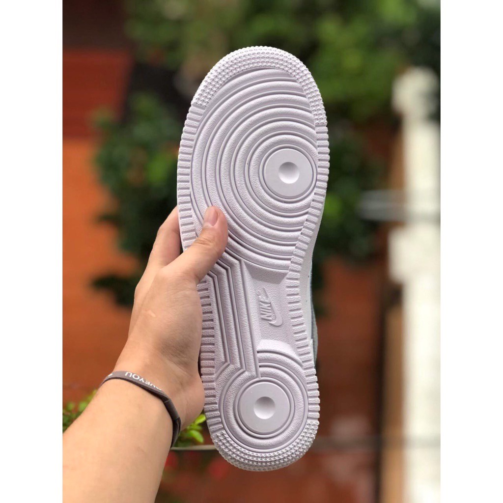 Giày thể thao air force 1 vệt xám logo vàng , Giày AF1 trắng vệt xám nam nữ bản đẹp 2022 full box bill