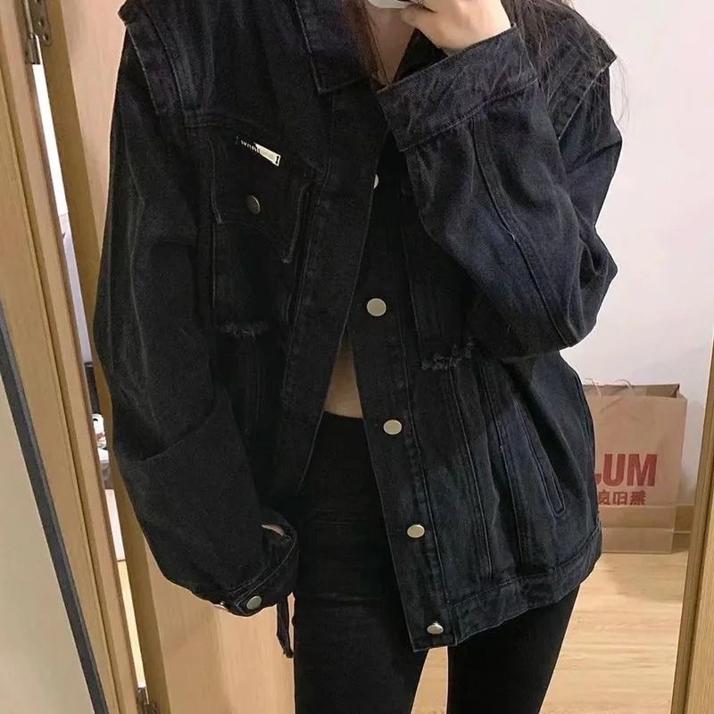Áo khoác Denim màu đen kiểu dáng basic New Arival 2023