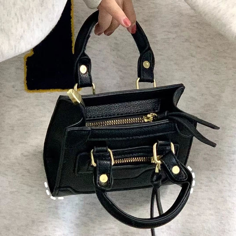 Mischa Túi Đeo Chéo Vai Hình Vuông Nhỏ Bằng Da PU Màu Trơn Thời Trang Thường Ngày Cho Nữ