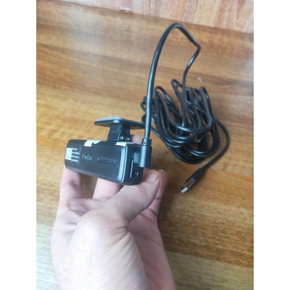 Camera hành trình OLED V8 FullHD 1080p có cảnh báo va chạm lấn làn - Xem Video Trên Điện Thoại Và Màn Hình ANDROID