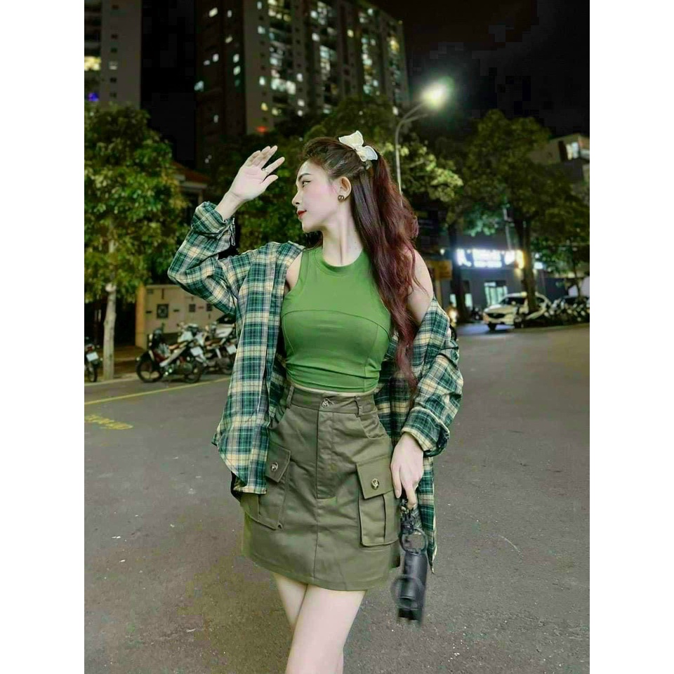 Set bộ nữ siêu phong cách với chất lượng áo kate bố lót gân kèm với chân váy tuyết mưa siêu hot