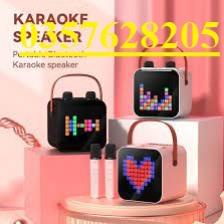 Loa Bluetooth Không Dây karaoke mini có đèn led SP100 kèm 2 micro không dây nhỏ nhắn tiện lợi phục vụ nhu cầu ca hát
