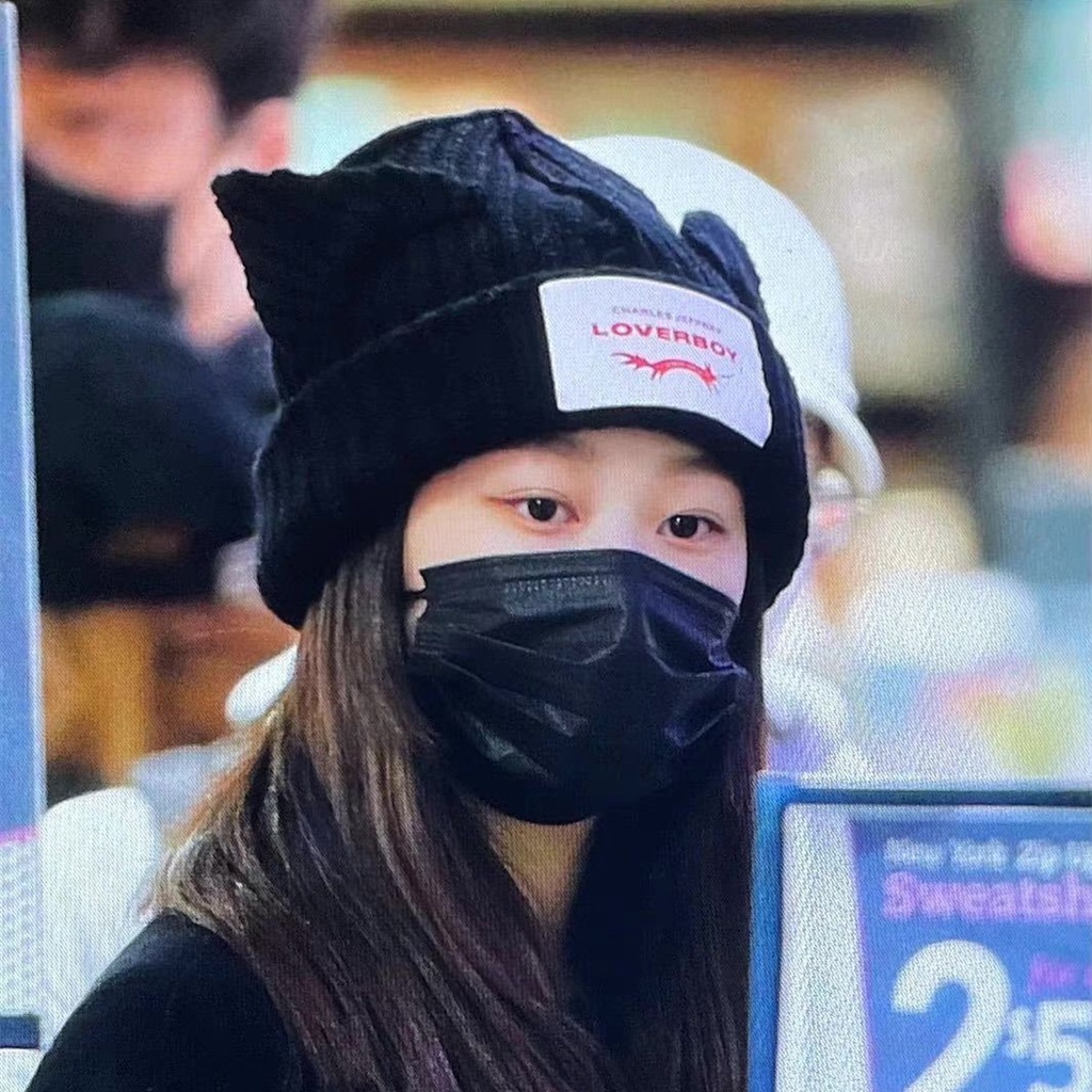 Mũ Len Dệt Kim Đính Tai Mèo Vespa GISELLE Phong Cách Kpop