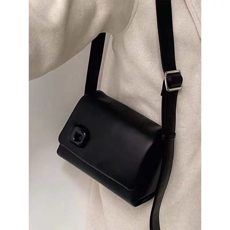 Túi Xách Đeo Vai Hình Đám Mây Màu Trắng Sữa Phong Cách Thời Trang Thu Đông 2023 Mới