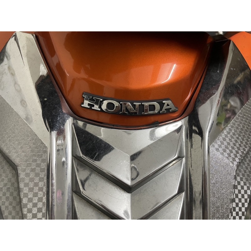 Tem Cong Honda chữ nổi sắc nét Cho Wave 125i, Future, AirBlade.