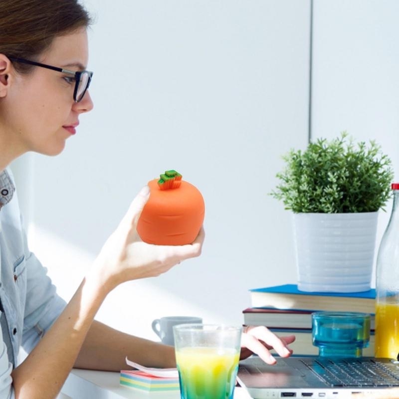 Đồ Chơi Nắn Bóp Đàn Hồi Giảm Stress Hình Thỏ Cà Rốt Hoạt Hình