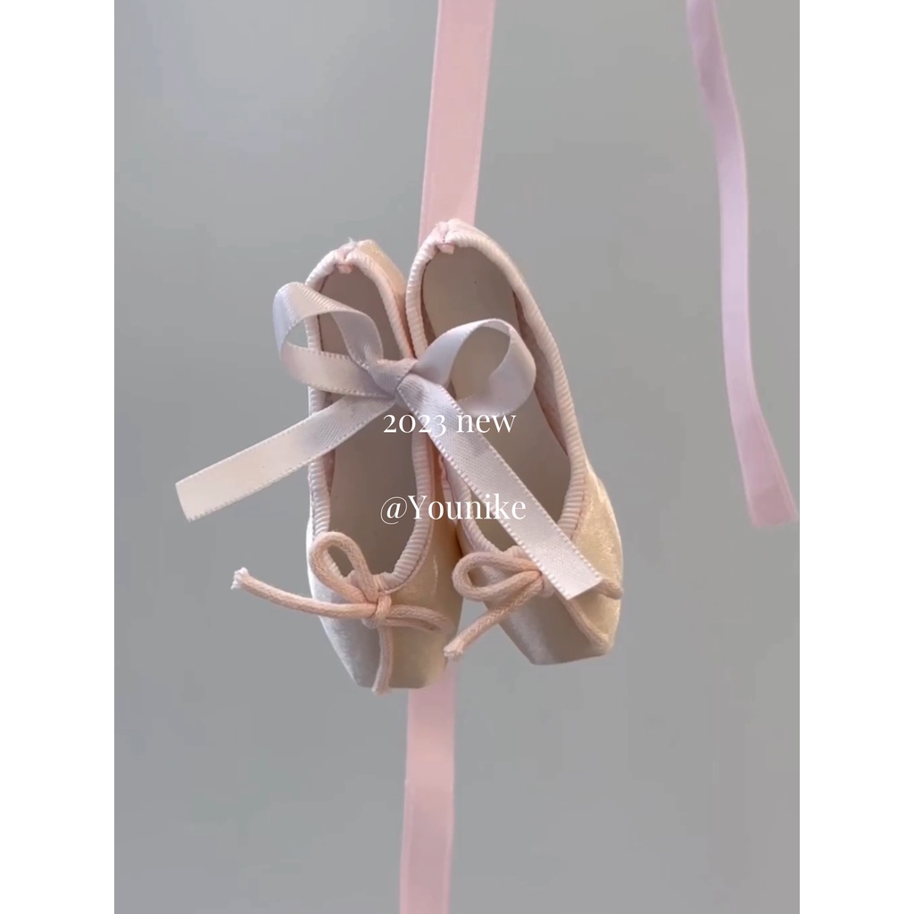Phiên Bản Giới Hạn ~ Giá Đỡ Điện Thoại Để Bàn Thiết Kế Cô Gái Múa Ba Lê Phong Cách Hàn Quốc ins Park Ji Hyun