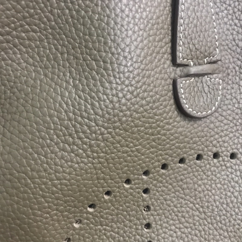 Túi Hm đeo chéo size  30 cm