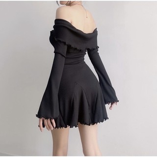 Đầm gân dáng ngắn trễ vai xoắn ngực tay xoè (kèm ảnh thật trải sàn)