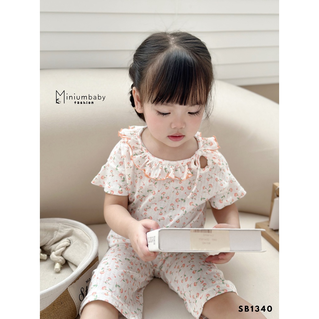 Đồ bộ cộc tay quần lỡ phối cổ bèo cho bé trai/gái Minium, set quần áo hè trẻ em, miniumbabyfashion SB1340