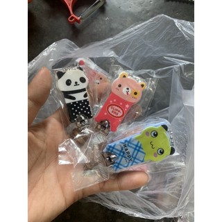 bấm móng tay trẻ em