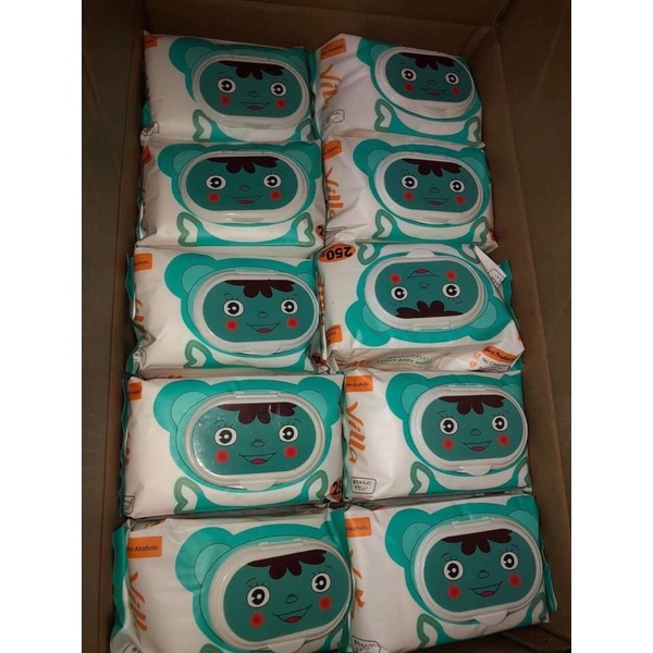 Khăn giấy Baby Luck : 390k thùng