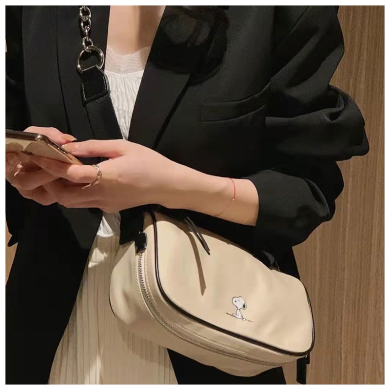 MISCHA Túi Đeo Chéo Vai Bằng nylon Màu Trơn In Hình Snoopy Thời Trang