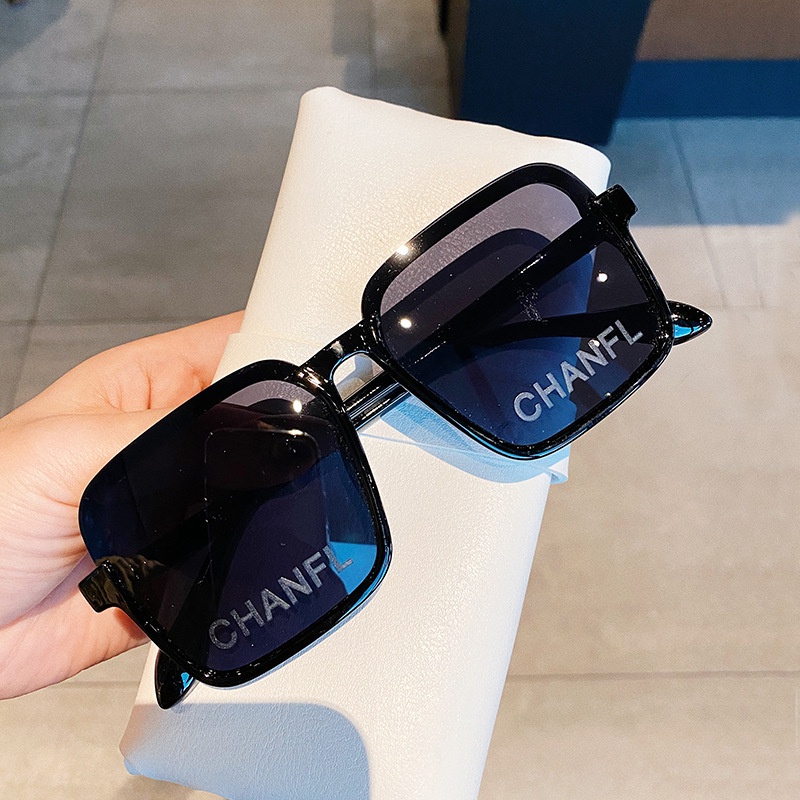 Kính Mát Gọng Vuông In Chữ Phong Cách vintage Thời Trang