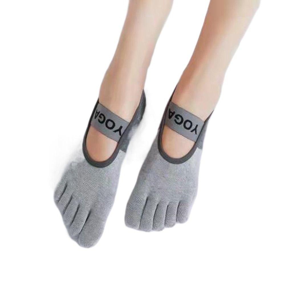 1 Đôi Vớ Cotton Mềm Mại Phối Màu Tương Phản Họa Tiết Chấm Bi Thoáng Khí Thời Trang Cho Nữ