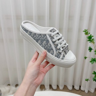 Sục thể thao DI.O mặt hoạ tiết