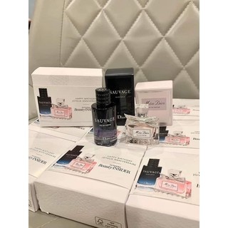 Set nước hoa Dior mini ( Dior Sauvage 10ml + Miss Dior 5ml)