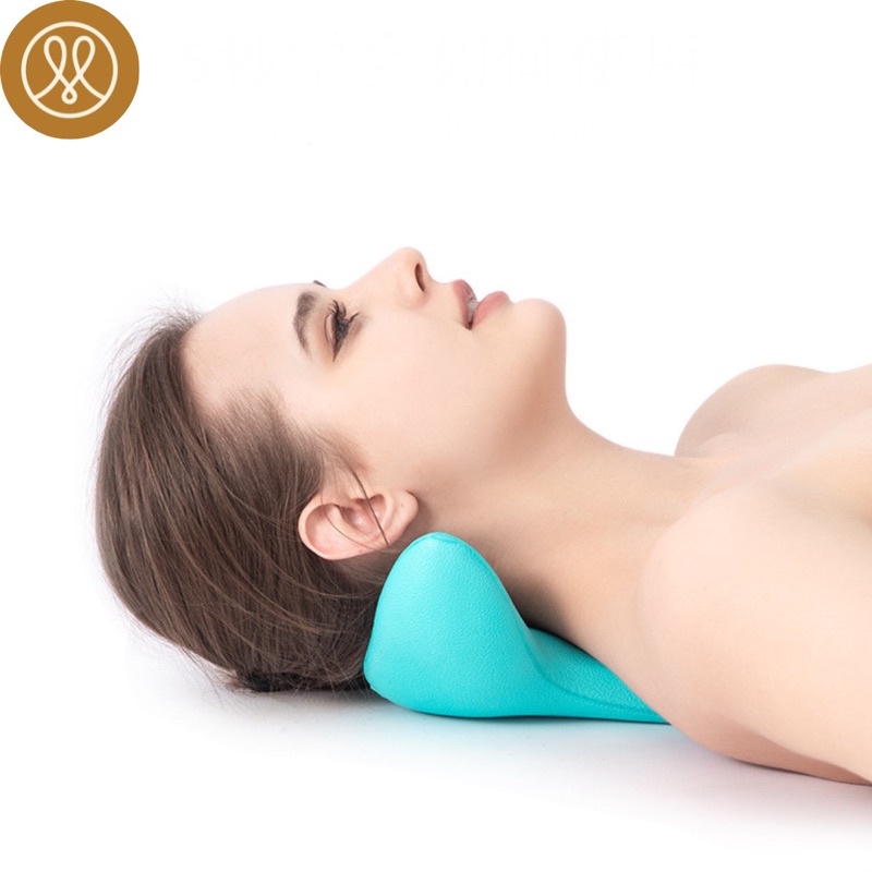 Gối massage thư giãn vai gáy hỗ trợ nằm đúng tư thế MEFITVN