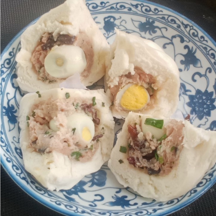 BÁNH BAO NHÂN THỊT TRỨNG CÚT, TRỨNG MUỐI - NẶNG 150G