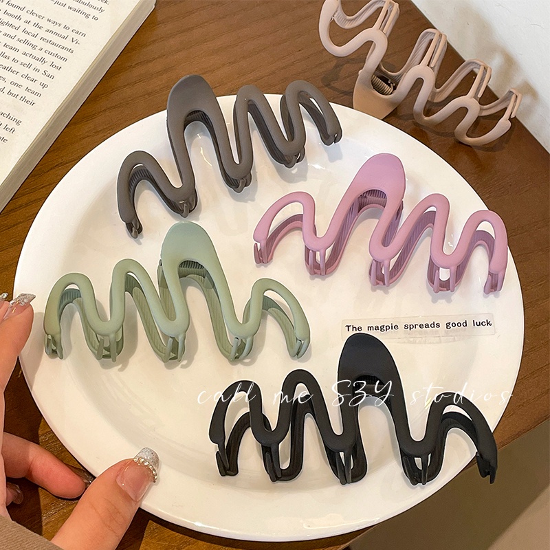 Kẹp Tóc Kim Loại Hình Cá Mập Thời Trang Cho Nữ