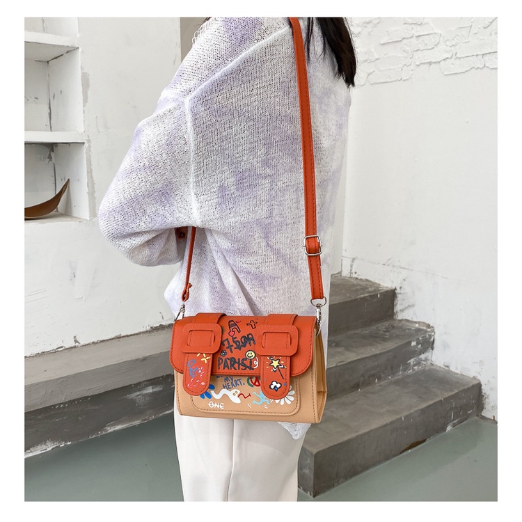 Túi Đeo Chéo Họa Tiết Graffiti Mẫu Mới 2023 Thời Trang Cho Nữ