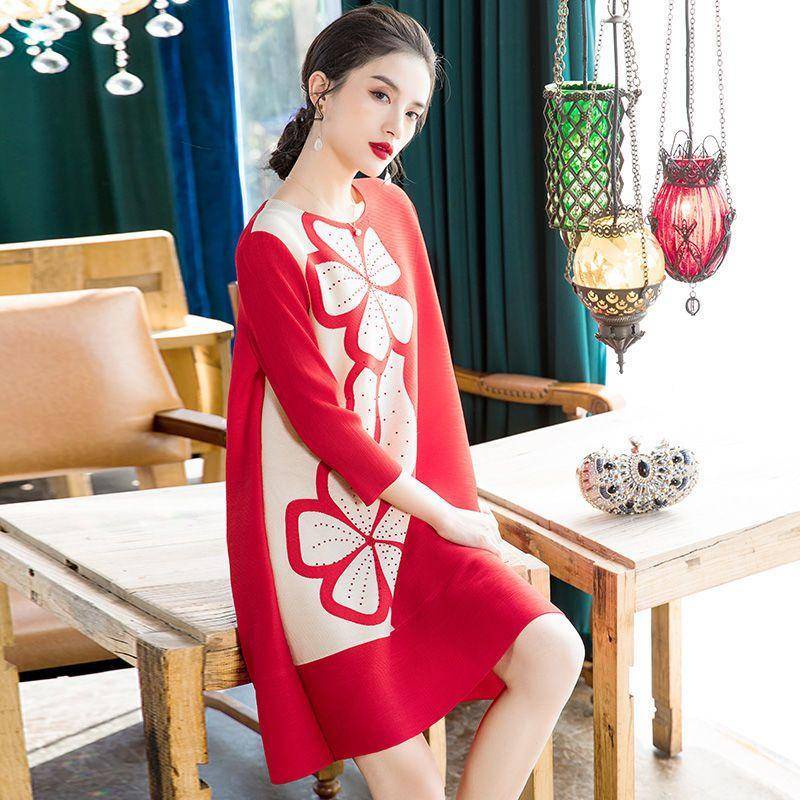 Đầm Dáng Rộng Xếp Ly Siêu Nhẹ Thời Trang Mùa Xuân 2023 Kích Thước Lớn Phong Cách Mới Cho Nữ
