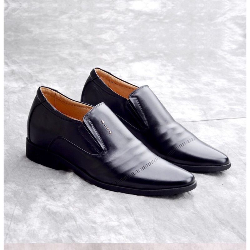 Giày da nam tăng chiều cao 5cm.