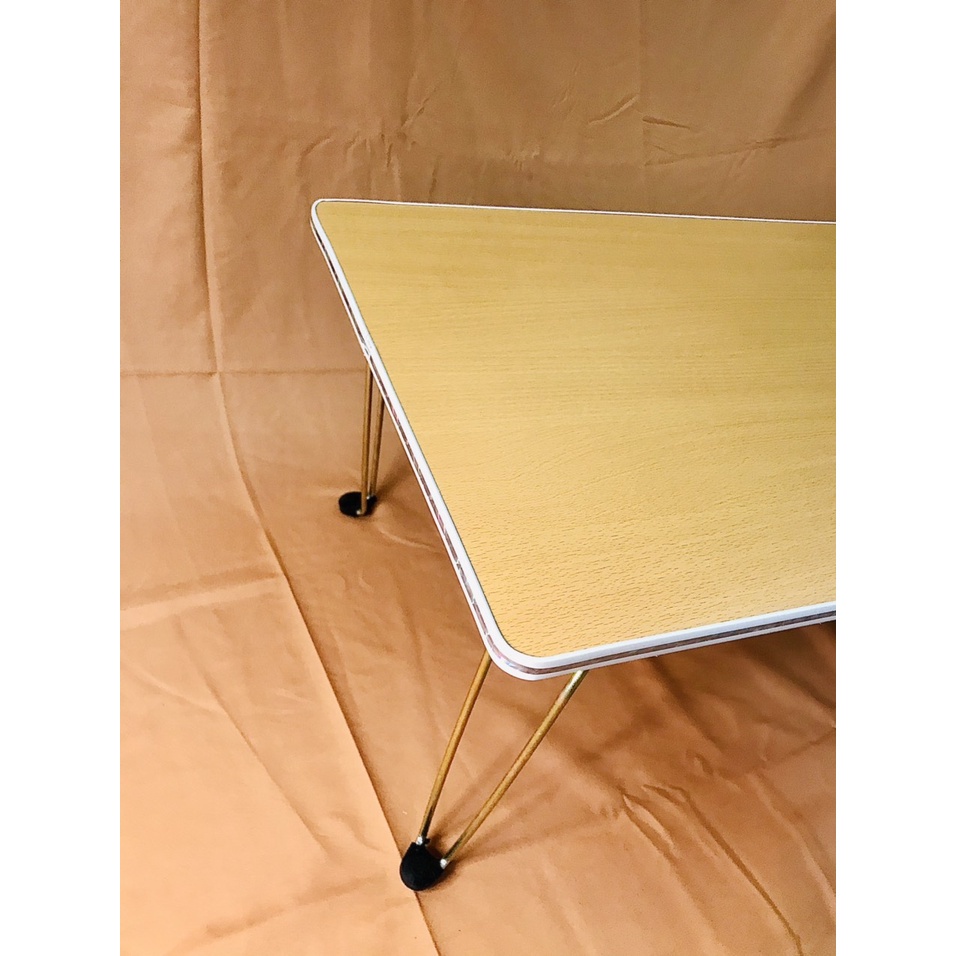 Bàn Học Sinh Vân Gỗ Chân Bóp - Màu Vân Gỗ