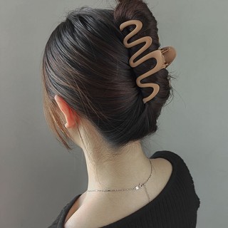 Kẹp tóc kim loại hình cá mập thời trang cho nữ