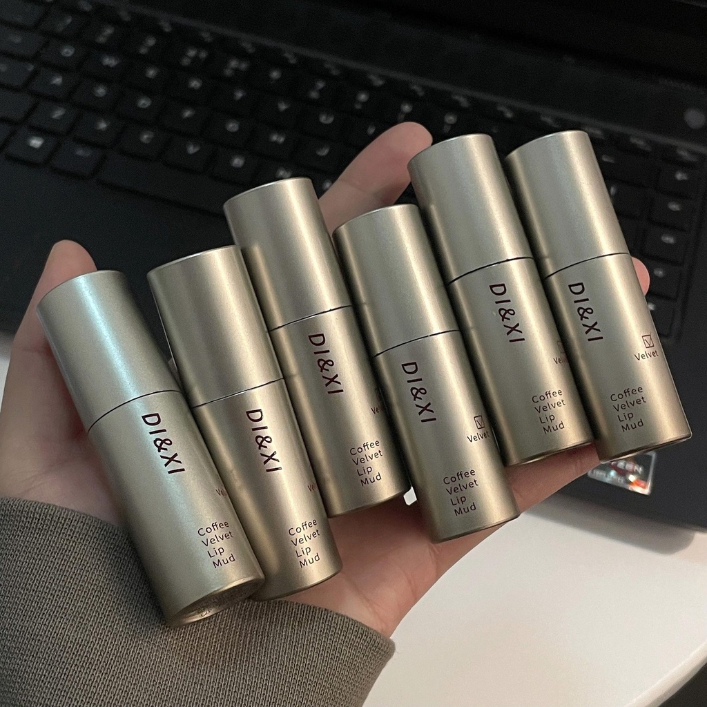 Son Kem Màu Nhung Lì Thiết Kế Vỏ Màu Bạc / Cà Phê Thời Trang