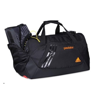Túi trống thê thao du lịch Adidas Predator.