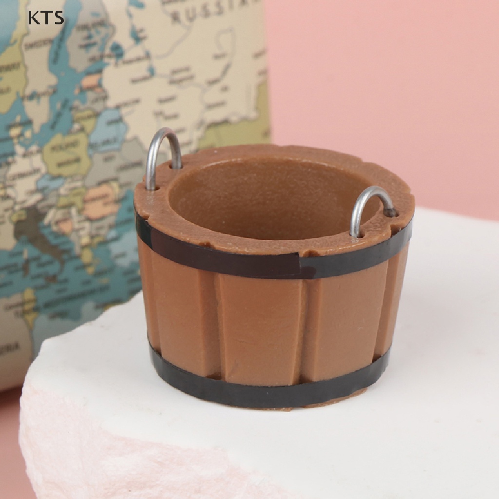 1 Xô Nhựa Mini Trang Trí Nhà Búp Bê