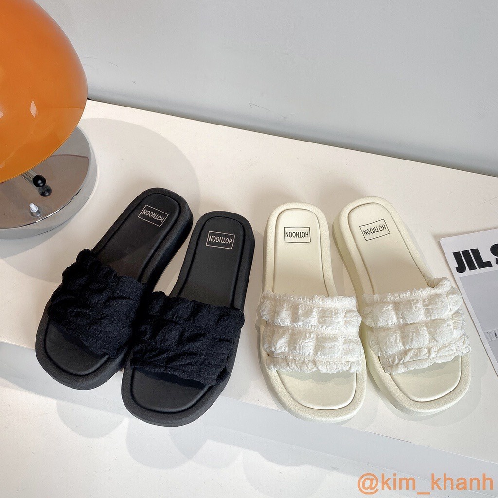 Dép nữ,Dép lê bèo nhúm kẻ ô 2 màu đen, trắng dễ mang mã NMS01