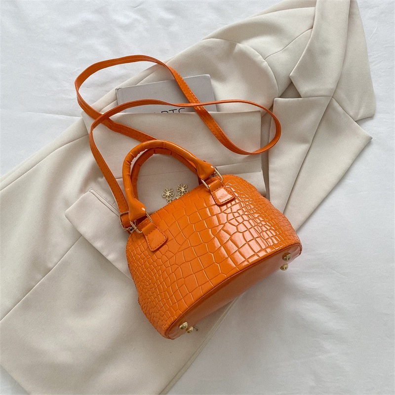 Túi Xách Đeo Vai Thời Trang Thu Đông 2022 Dành Cho Nữ