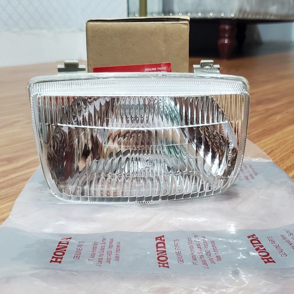 Chóa đèn trước Dream lùn zin Honda nhập khẩu Indonesia - 33120-GN5-831
