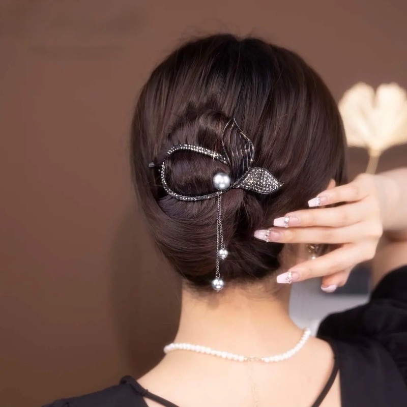 Kẹp Tóc Đính Ngọc Trai Tua Rua Thời Trang Hàn Quốc Sang Trọng Cho Nữ