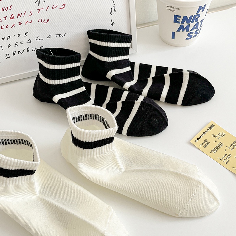 Tất Cotton Cổ Thuyền Màu Trắng Đen Đơn Giản Thời Trang Bốn Mùa Cho Nữ