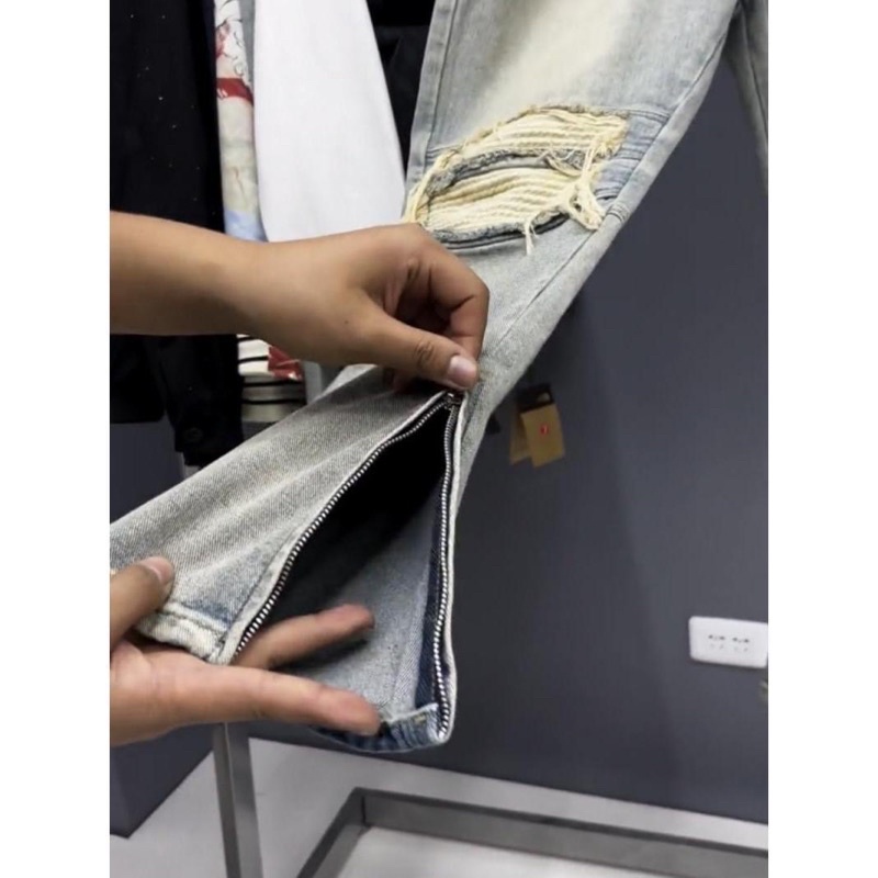 Hàng có sẵn - Quần Jeans rách gối khoá zip New Arrival 2023