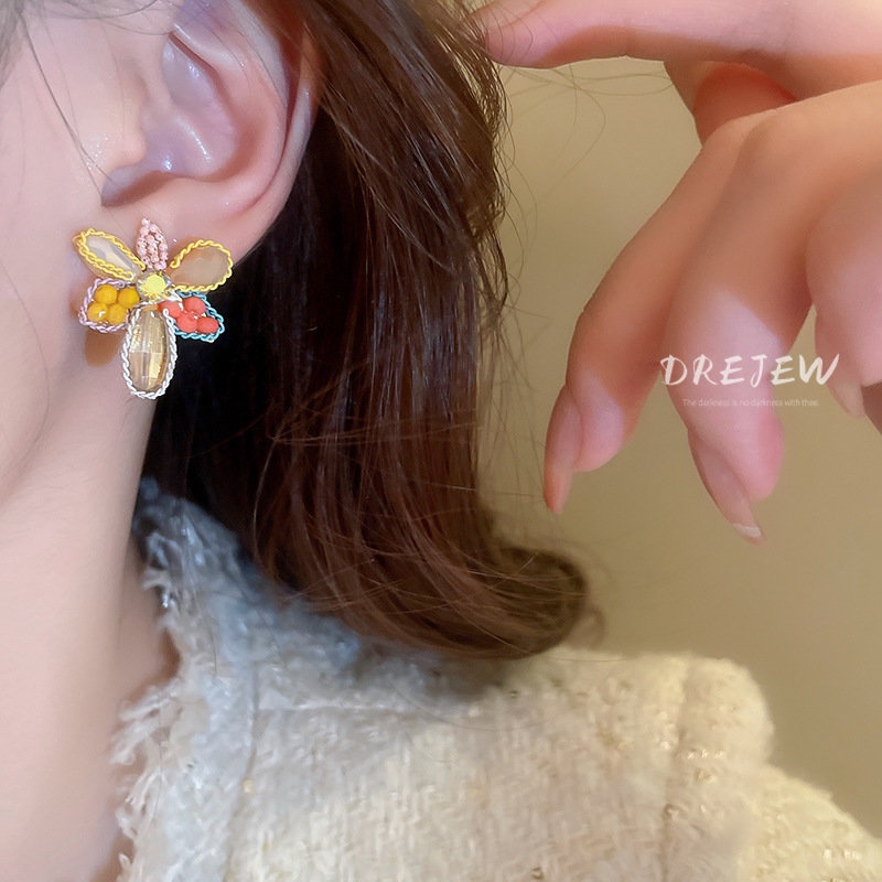 Khuyên tai DREJEW mạ bạc hình hoa đính đá dễ thương phong cách Nhật Hàn