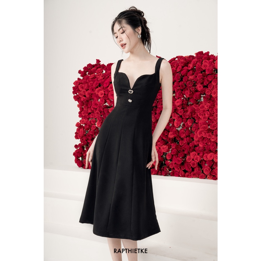 RẬP - Đầm Đen Dài Không Tay Hai Dây Xẻ Ngực - LOVIE 04 LONG