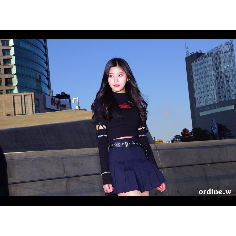 ORDER_áo croptop body đan dây xỏ tay 2in1 ITZY Lia